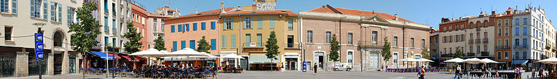 Place_de_la_République_Perpignan_Panorama.jpg: Christophe Marcheux derivative work: Inkey, Perpignan banner, CC BY-SA 3.0